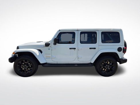 Used 2023 Jeep Wrangler Unlimited Sahara w/ Cold Weather Group AWD/4WD image 6