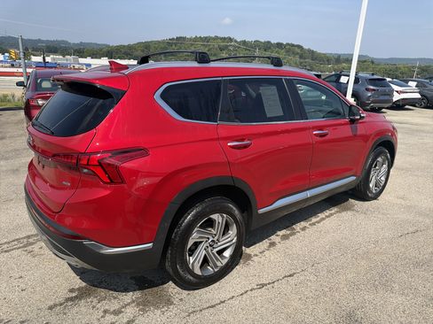 Used 2022 Hyundai Santa Fe SEL w/ Convenience + Premium Package AWD/4WD image 5