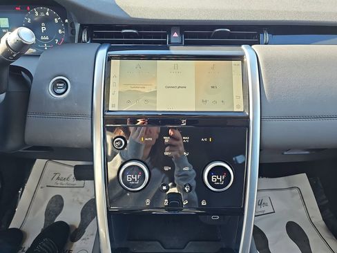 Used 2022 Land Rover Discovery Sport SE image 25