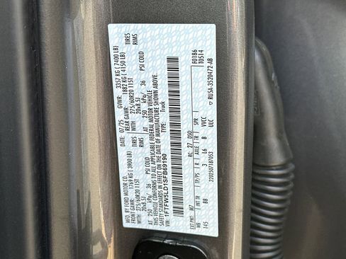 Used 2025 Ford F150 Lariat w/ Equipment Group 501A Mid AWD/4WD image 39