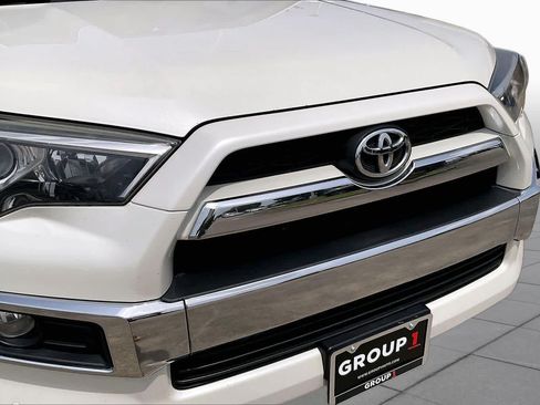 Used 2016 Toyota 4Runner Limited AWD/4WD image 28