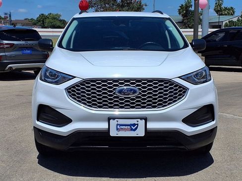 Used 2024 Ford Edge SE AWD/4WD image 3