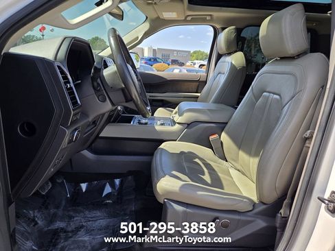 Used 2018 Ford Expedition Max Limited w/ Equipment Group 302A AWD/4WD image 9