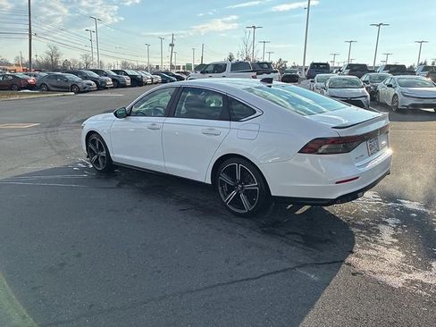 Used 2023 Honda Accord Sport image 10