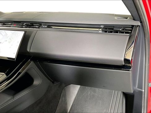 Used 2025 Land Rover Range Rover Sport Dynamic SE image 16
