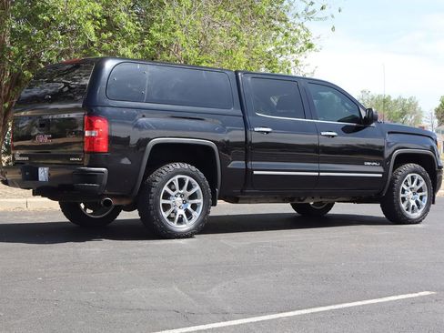 Used 2015 GMC Sierra 1500 Denali w/ Driver Alert Package image 5