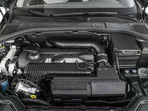 Used 2016 Volvo S60 T5 Cross Country Platinum AWD/4WD image 12