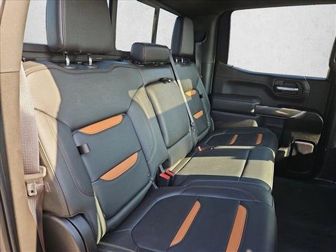 Used 2022 GMC Sierra 1500 AT4 w/ AT4 Premium Package AWD/4WD image 21