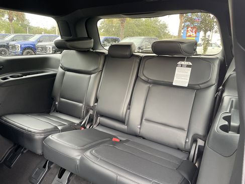 New 2025 Ford Expedition Platinum w/ Stealth Performance Package image 31