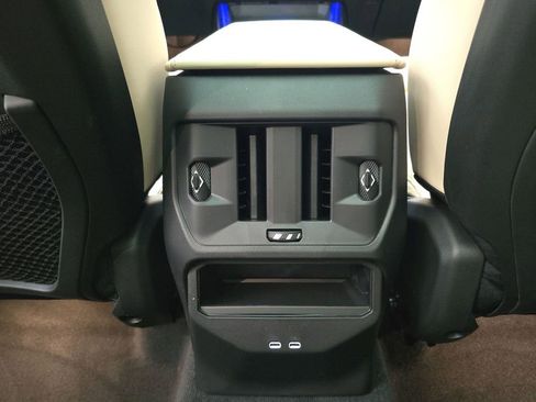 New 2026 BMW X3 xDrive30 w/ Premium Package image 25