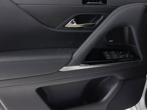 New 2026 Lexus LX 700h Luxury image 11