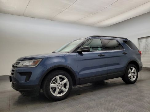 Used 2018 Ford Explorer FWD image 2