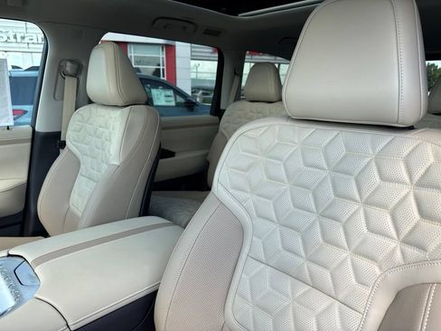 New 2026 Nissan Armada Platinum Reserve AWD/4WD image 11
