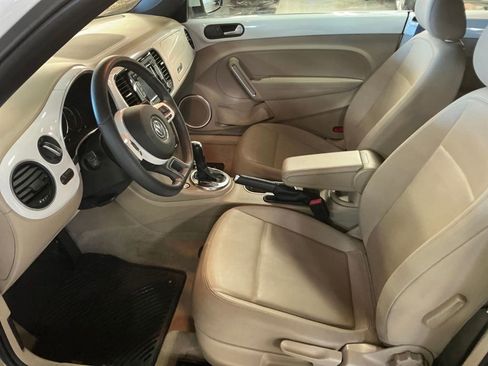 Used 2013 Volkswagen Beetle 2.5 image 14