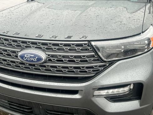 Used 2023 Ford Explorer XLT w/ Equipment Group 202A image 11
