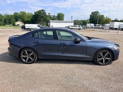 Used 2023 Volvo S60 B5 Ultimate w/ Climate Package AWD/4WD image 8