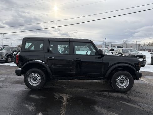 Used 2025 Ford Bronco 4-Door image 4
