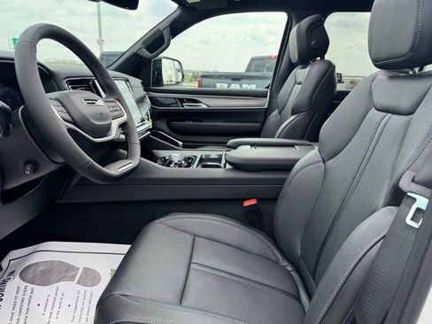 New 2026 Jeep Grand Wagoneer Limited AWD/4WD image 10
