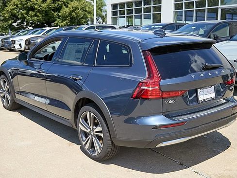 New 2026 Volvo V60 B5 Cross Country Plus w/ Climate Package AWD/4WD image 7