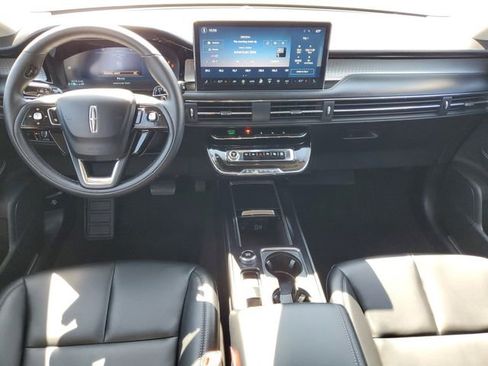 Certified 2023 Lincoln Corsair AWD image 26