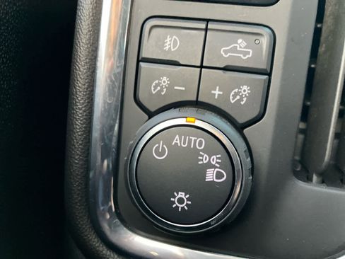 Certified 2023 Chevrolet Silverado 2500 LT w/ Convenience Package image 14