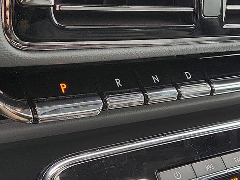 Used 2019 Lincoln Navigator Reserve image 15