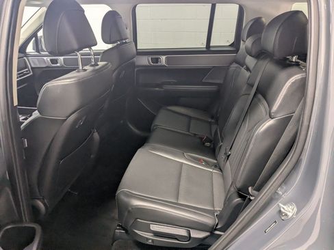 Used 2025 Hyundai Santa Fe SEL AWD/4WD image 24