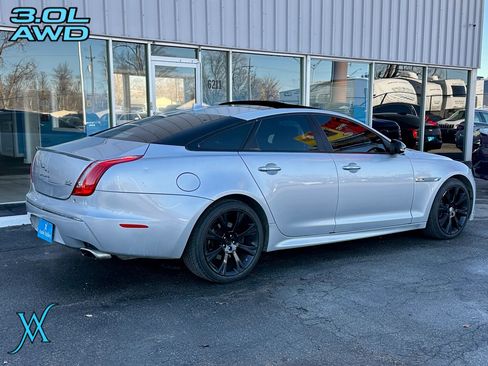 Used 2015 Jaguar XJ AWD image 7