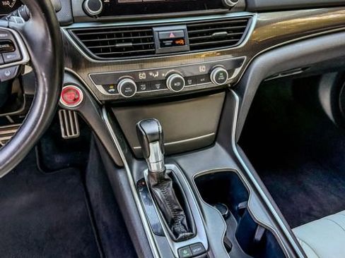 Used 2020 Honda Accord Sport image 7