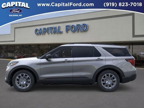 New 2026 Ford Explorer Active w/ Active Comfort Package AWD/4WD image 3