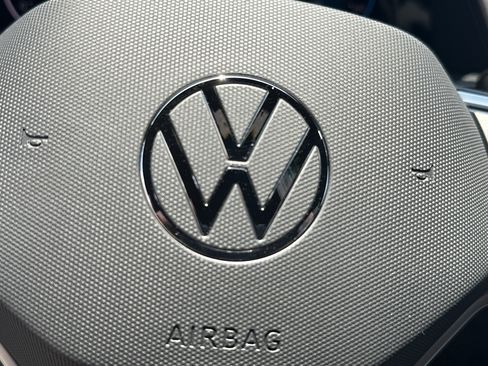 New 2026 Volkswagen Atlas Cross Sport SE AWD/4WD image 24