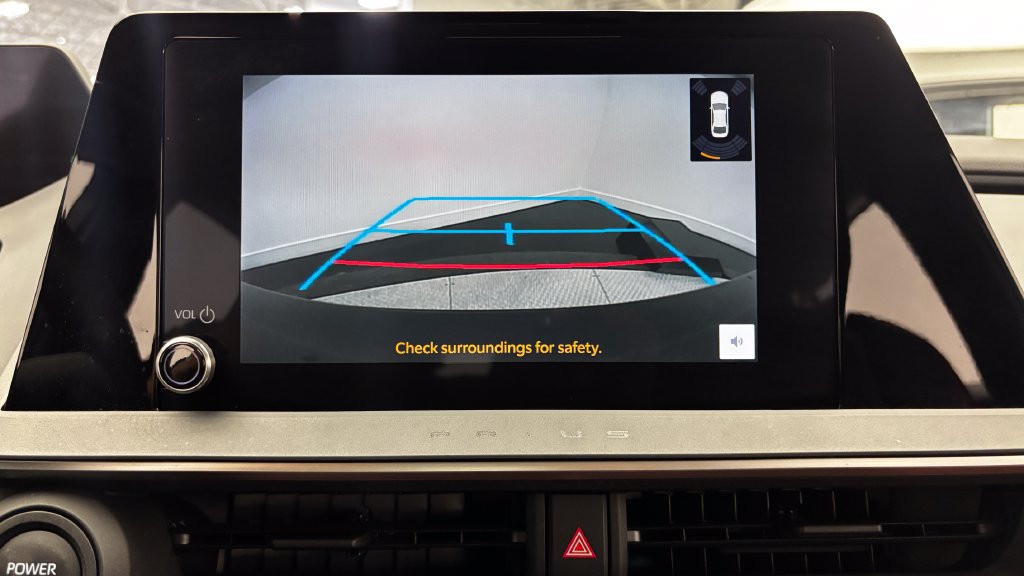 Used 2023 Toyota Prius Prime FWD image 40