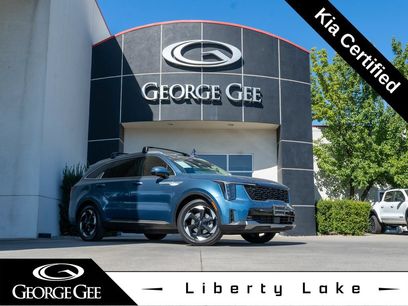 Certified 2025 Kia Sorento EX w/ EX Panoramic Sunroof Package