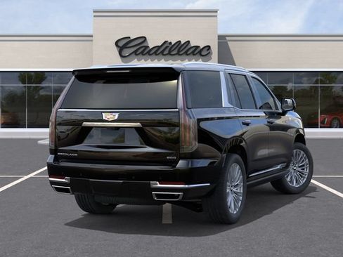 Used 2026 Cadillac Escalade Luxury AWD/4WD image 4