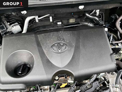 Used 2023 Toyota RAV4 XLE image 33