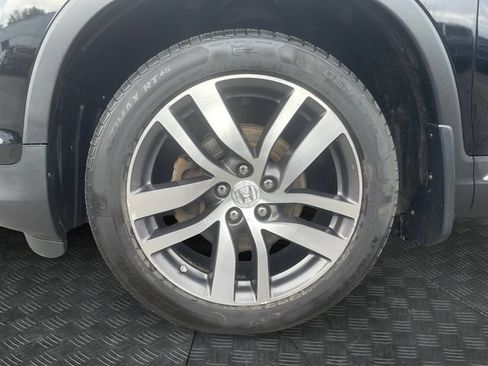 Used 2018 Honda Pilot Touring image 14