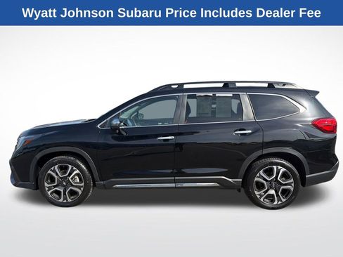 Used 2023 Subaru Ascent Touring AWD/4WD image 3