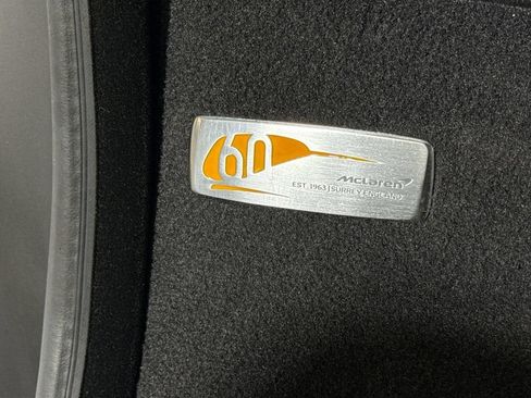 Used 2024 McLaren 750S RWD image 20