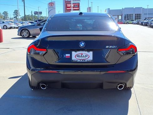 Used 2025 BMW 230i Coupe w/ Premium Package image 15