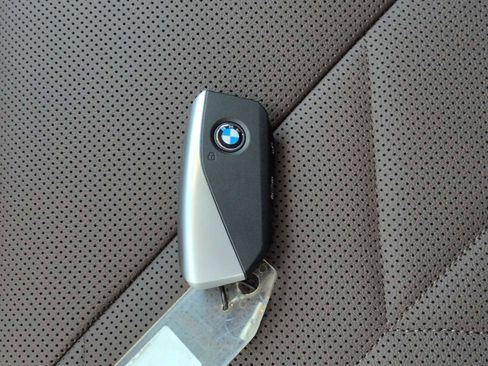 New 2026 BMW iX xDrive45 image 37