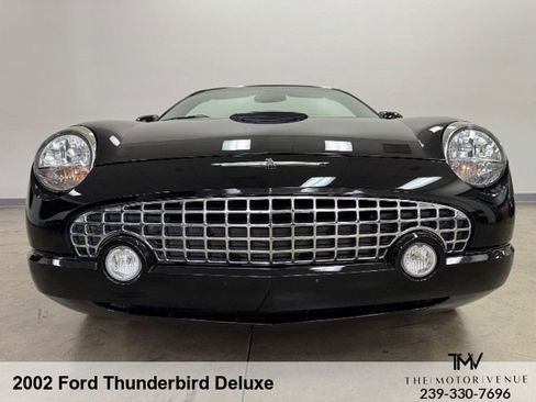 Used 2002 Ford Thunderbird Deluxe image 19