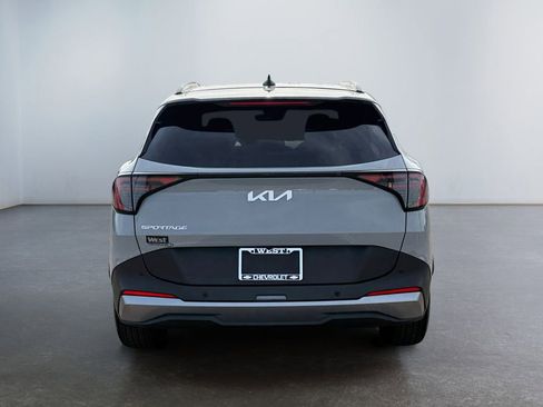 Used 2026 Kia Sportage EX w/ EX Panorama Roof Package image 4