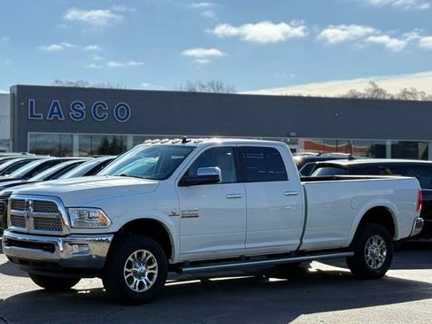 Used 2018 RAM 3500 Laramie w/ Convenience Group AWD/4WD image 1
