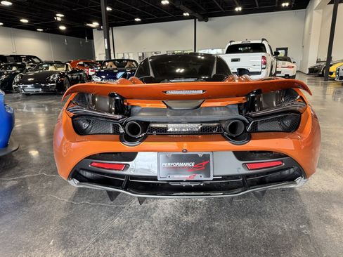 Used 2019 McLaren 720S image 4