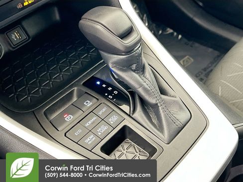 Used 2023 Toyota RAV4 XLE image 10