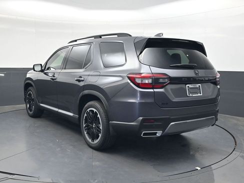 New 2026 Honda Pilot Touring image 6