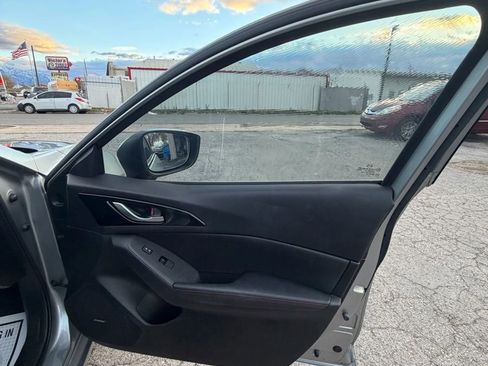 Used 2016 MAZDA MAZDA3 s Touring image 15