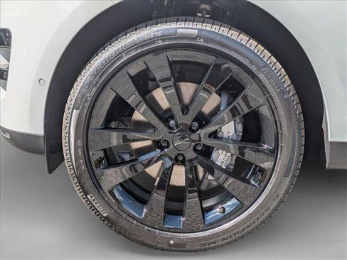 New 2026 Land Rover Range Rover Sport SE AWD/4WD image 10