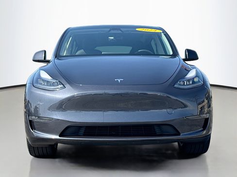 Used 2024 Tesla Model Y Long Range AWD/4WD image 15