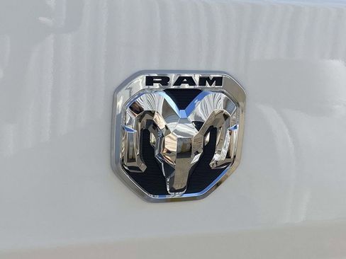 Used 2023 RAM ProMaster 2500 FWD image 10